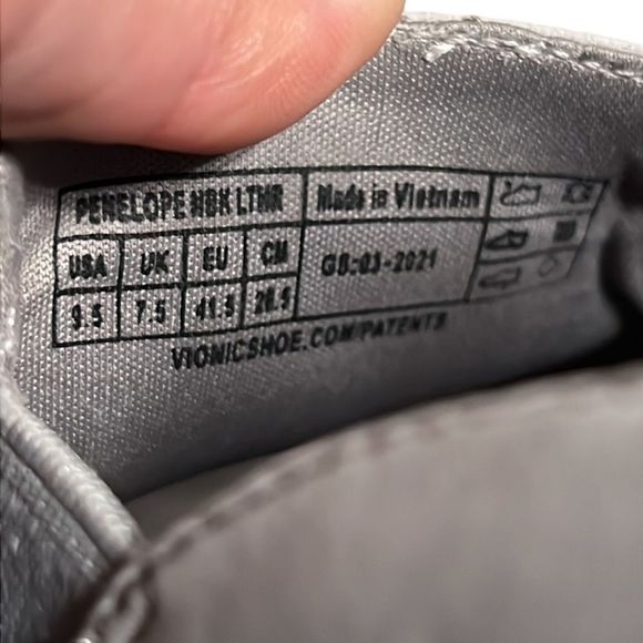 Vionic Penelope Gray Slip-On Sneakers - Picture 10 of 11